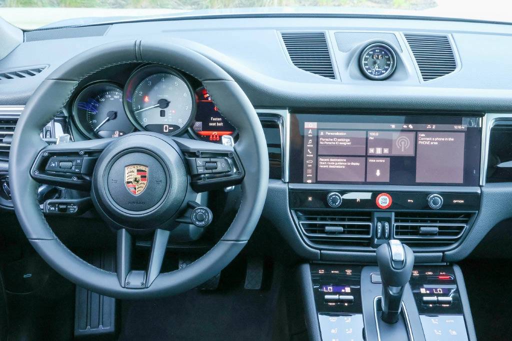 2026 Porsche Macan S