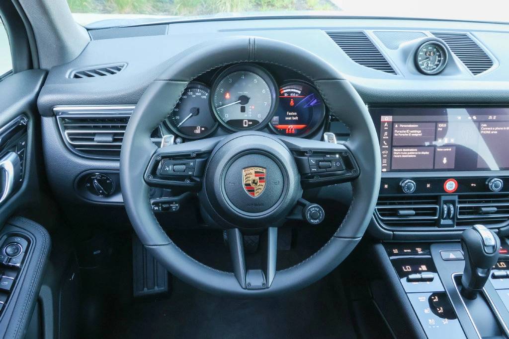 2026 Porsche Macan S