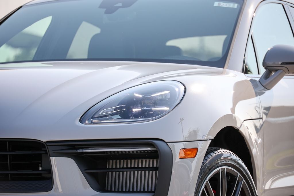 2026 Porsche Macan S