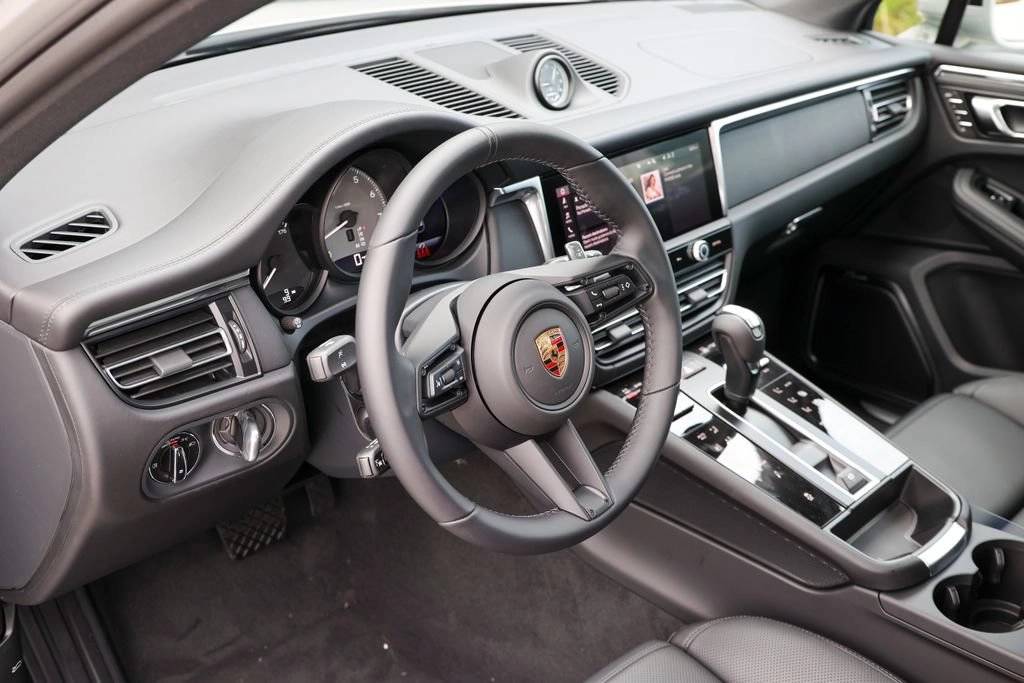 2026 Porsche Macan S