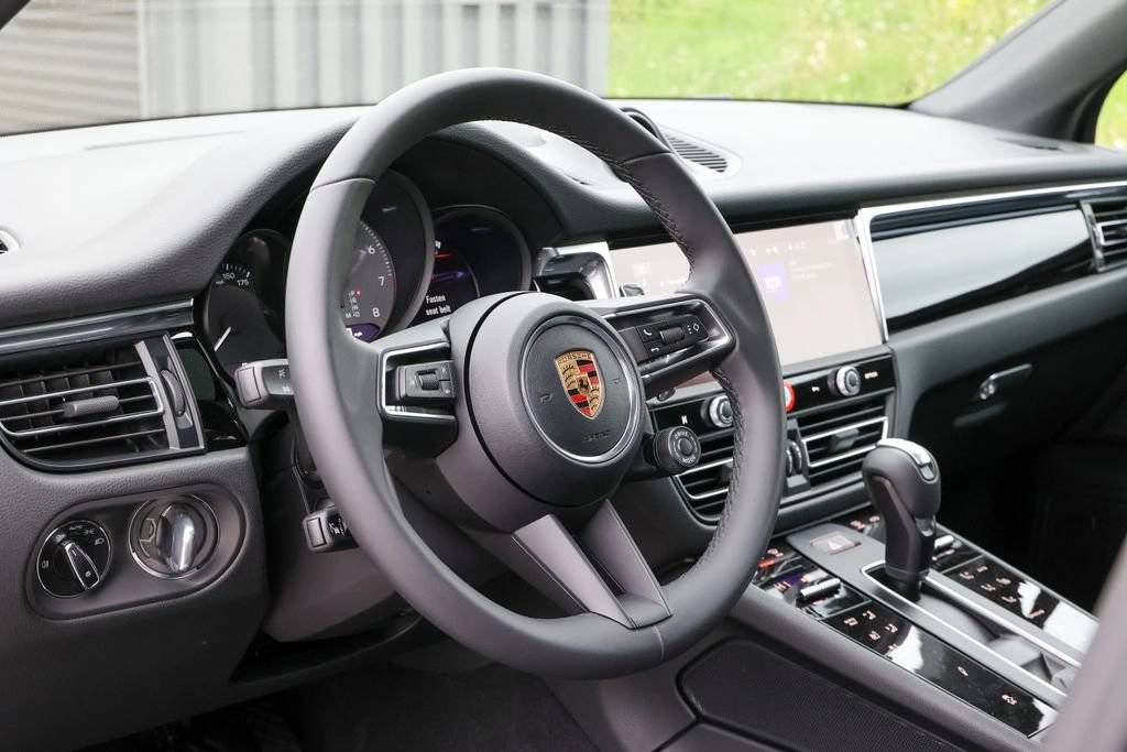 2026 Porsche Macan S