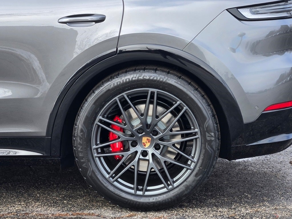 2026 Porsche Cayenne GTS