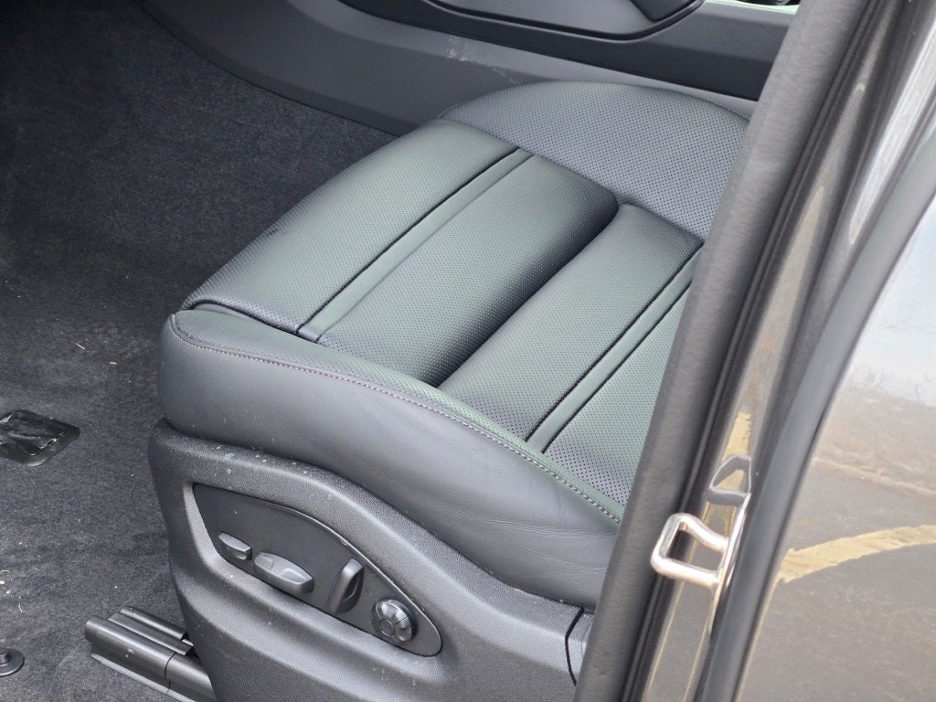 2026 Porsche Cayenne GTS