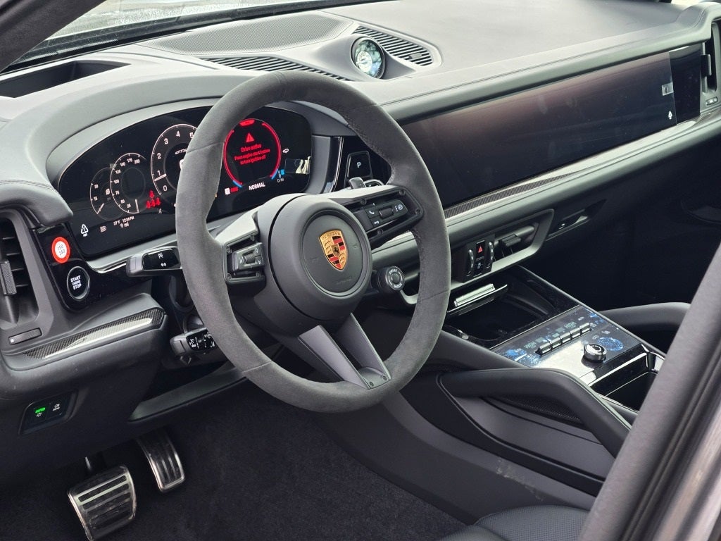 2026 Porsche Cayenne GTS