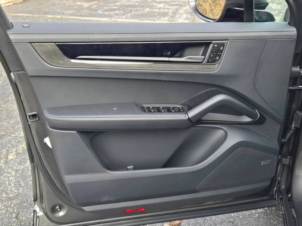 2026 Porsche Cayenne GTS