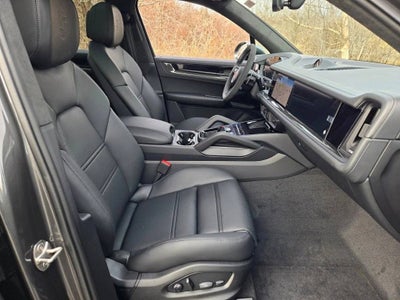 2026 Porsche Cayenne GTS