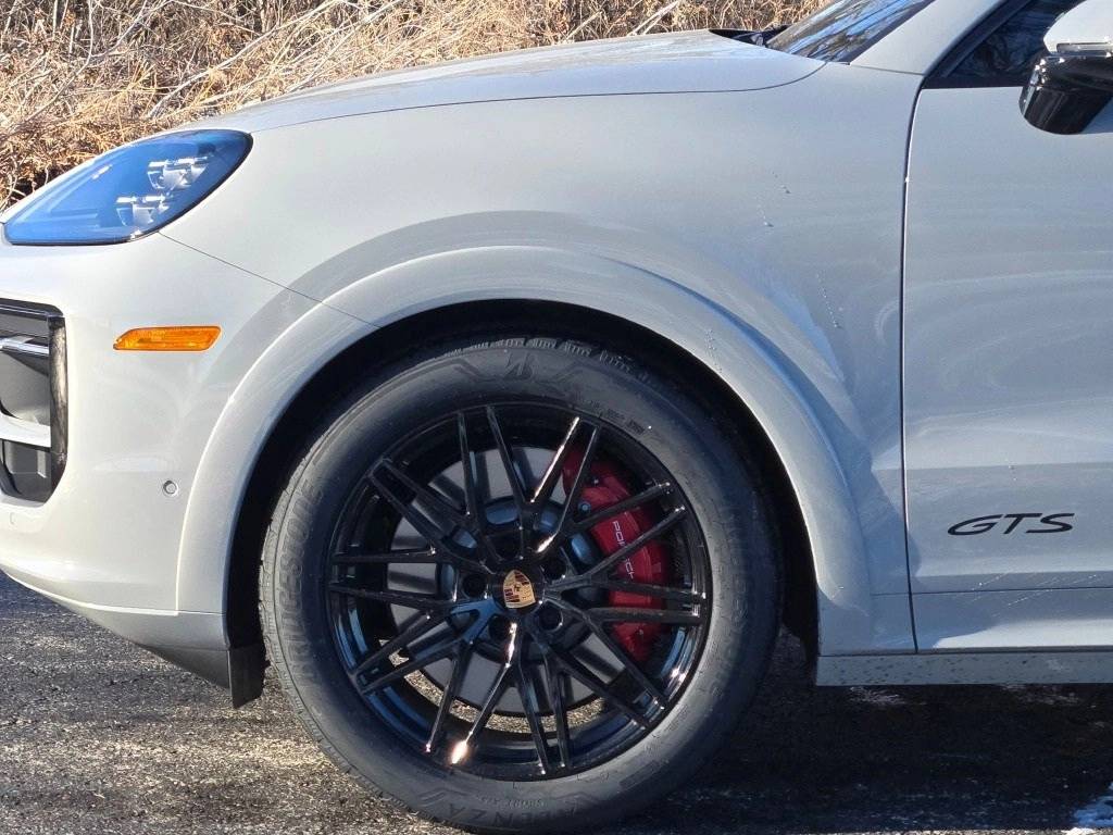2026 Porsche Cayenne GTS