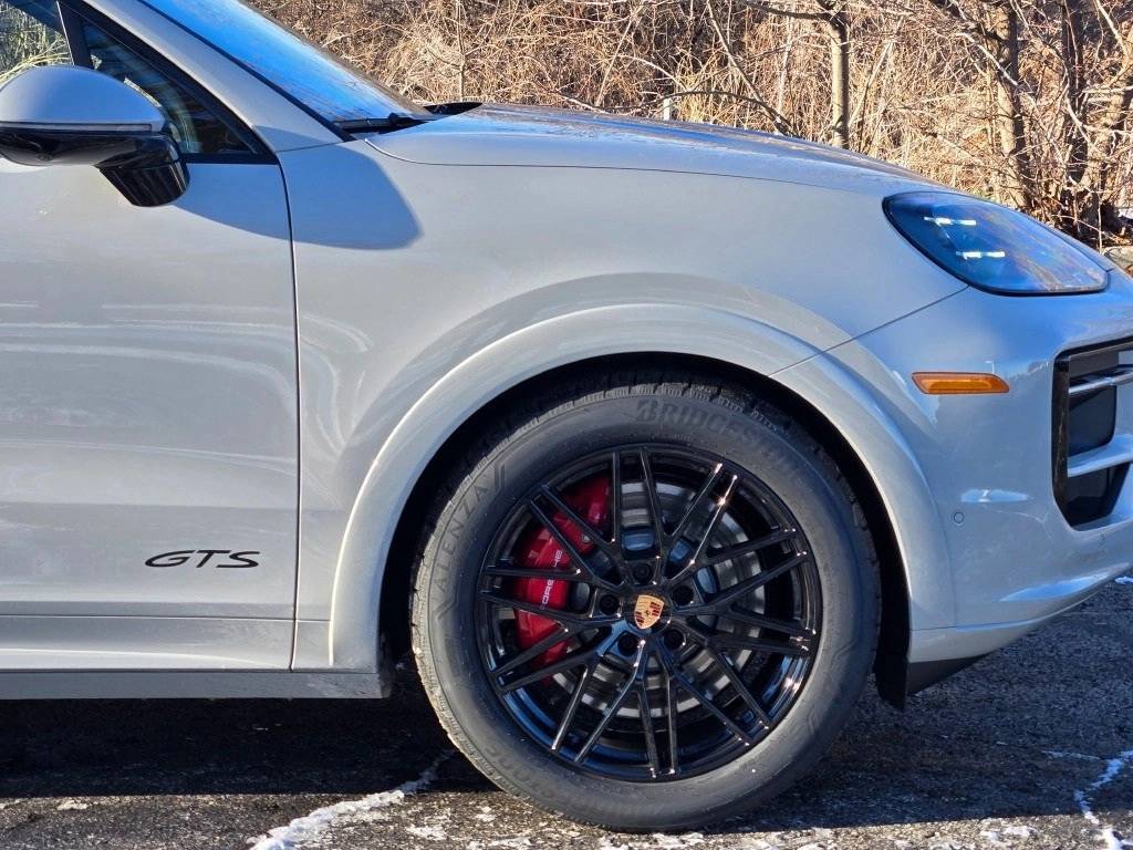 2026 Porsche Cayenne GTS