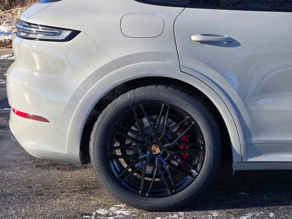 2026 Porsche Cayenne GTS