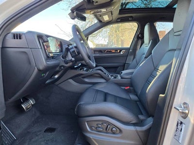 2026 Porsche Cayenne GTS