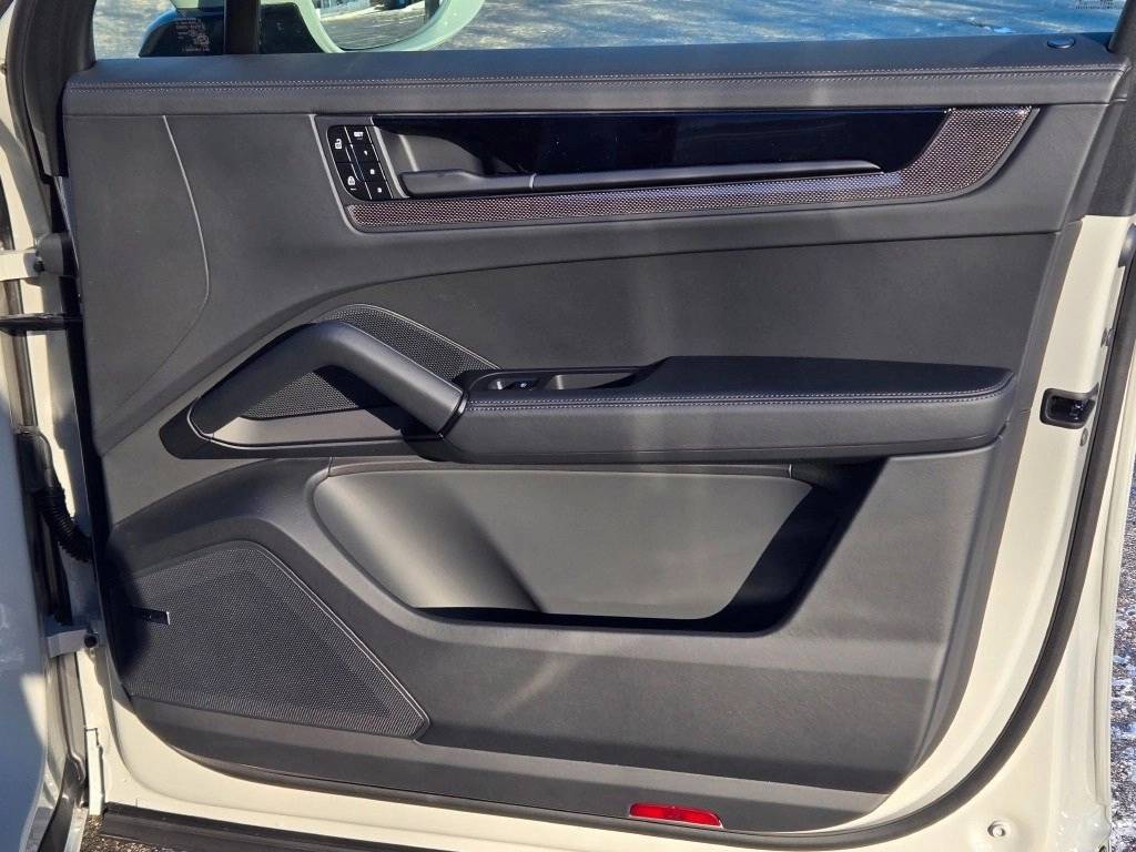 2026 Porsche Cayenne GTS