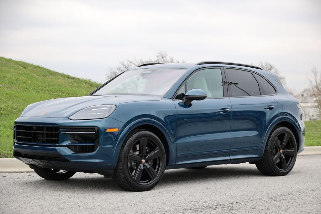 2026 Porsche Cayenne GTS