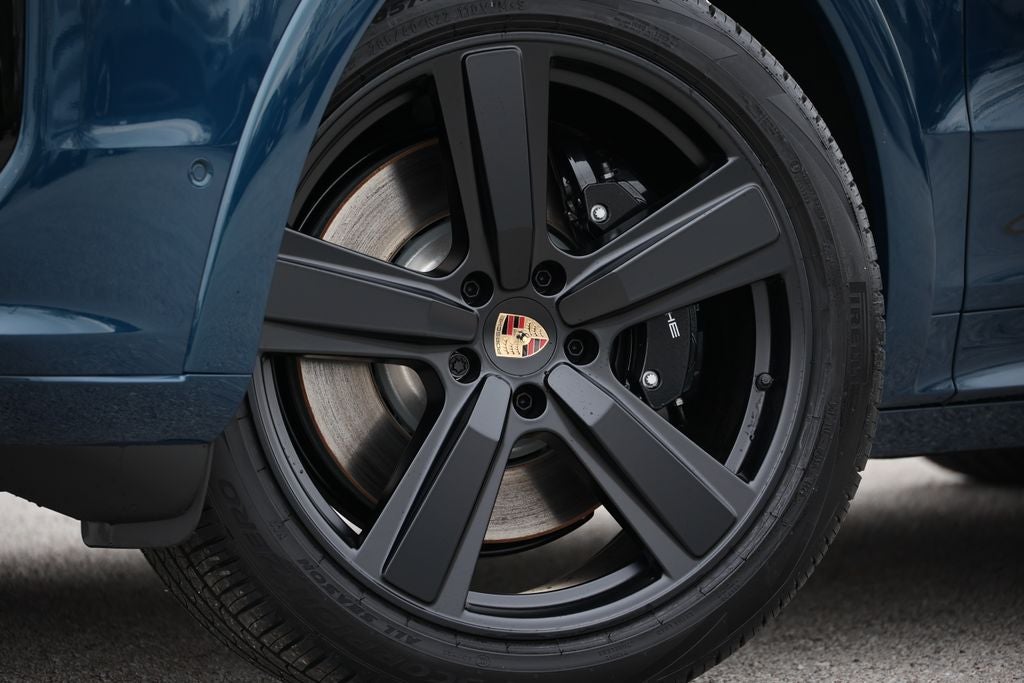 2026 Porsche Cayenne GTS