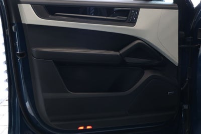 2026 Porsche Cayenne GTS