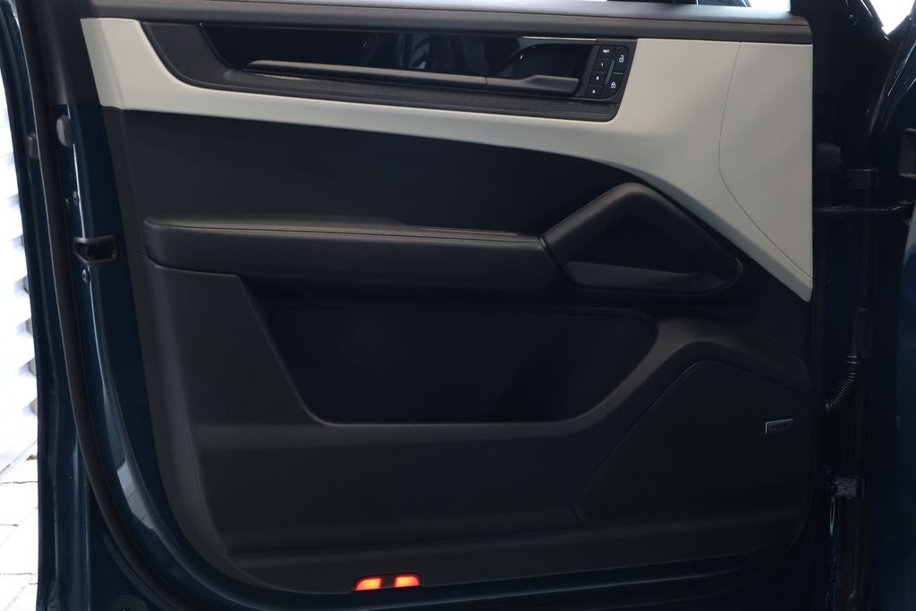 2026 Porsche Cayenne GTS