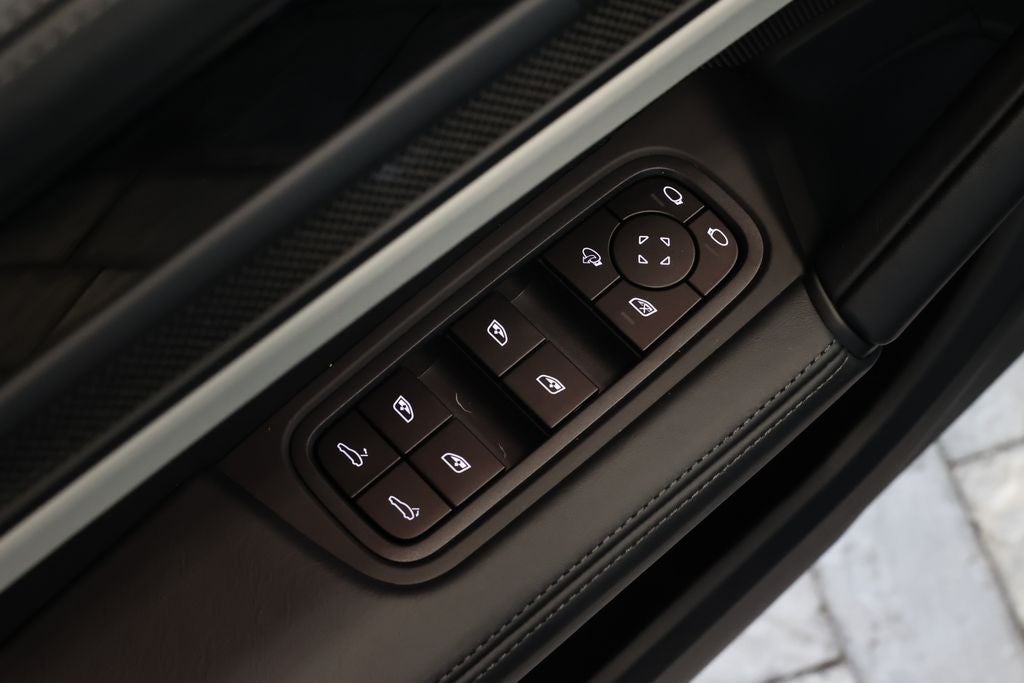 2026 Porsche Cayenne GTS