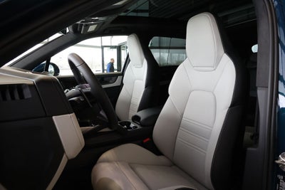 2026 Porsche Cayenne GTS