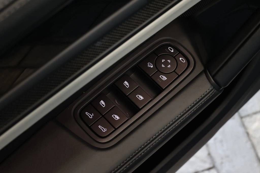 2026 Porsche Cayenne GTS