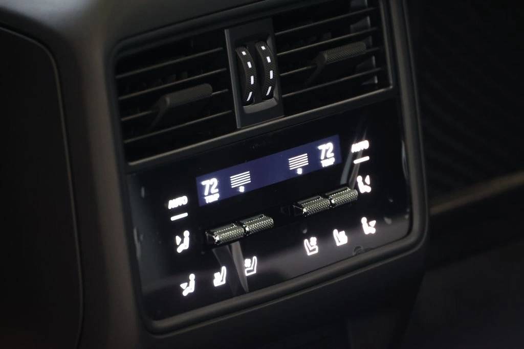 2026 Porsche Cayenne GTS