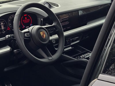 2025 Porsche Cayenne S