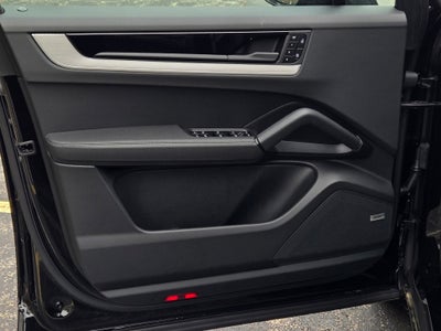 2025 Porsche Cayenne S