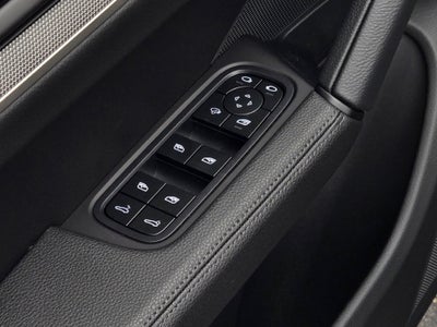 2025 Porsche Cayenne S