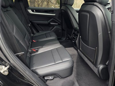 2025 Porsche Cayenne S