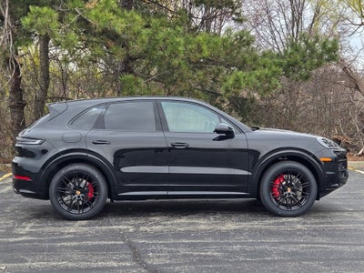2025 Porsche Cayenne S