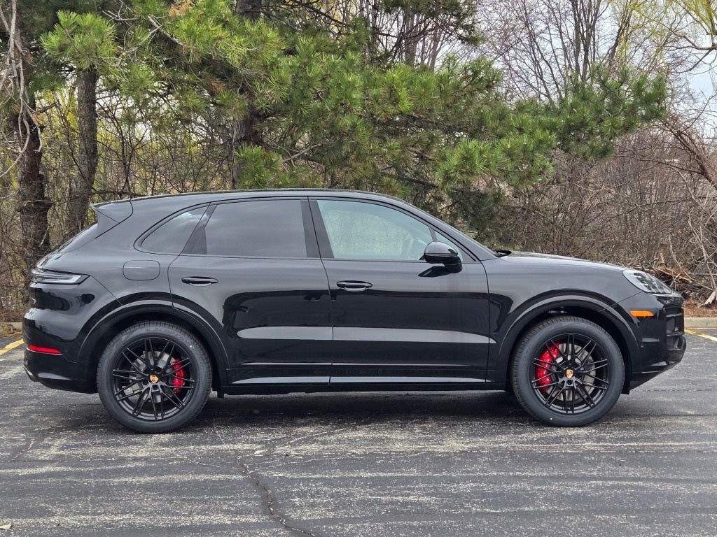 2025 Porsche Cayenne S