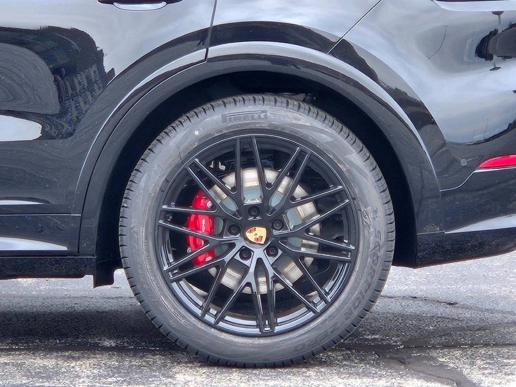 2025 Porsche Cayenne S