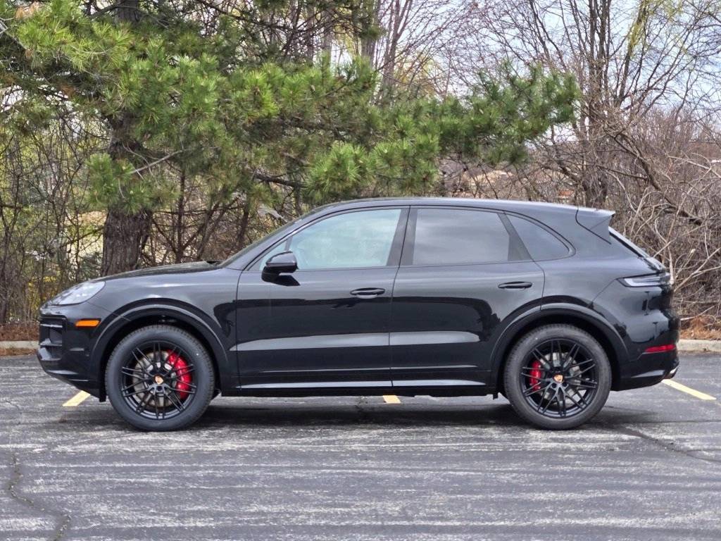 2025 Porsche Cayenne S