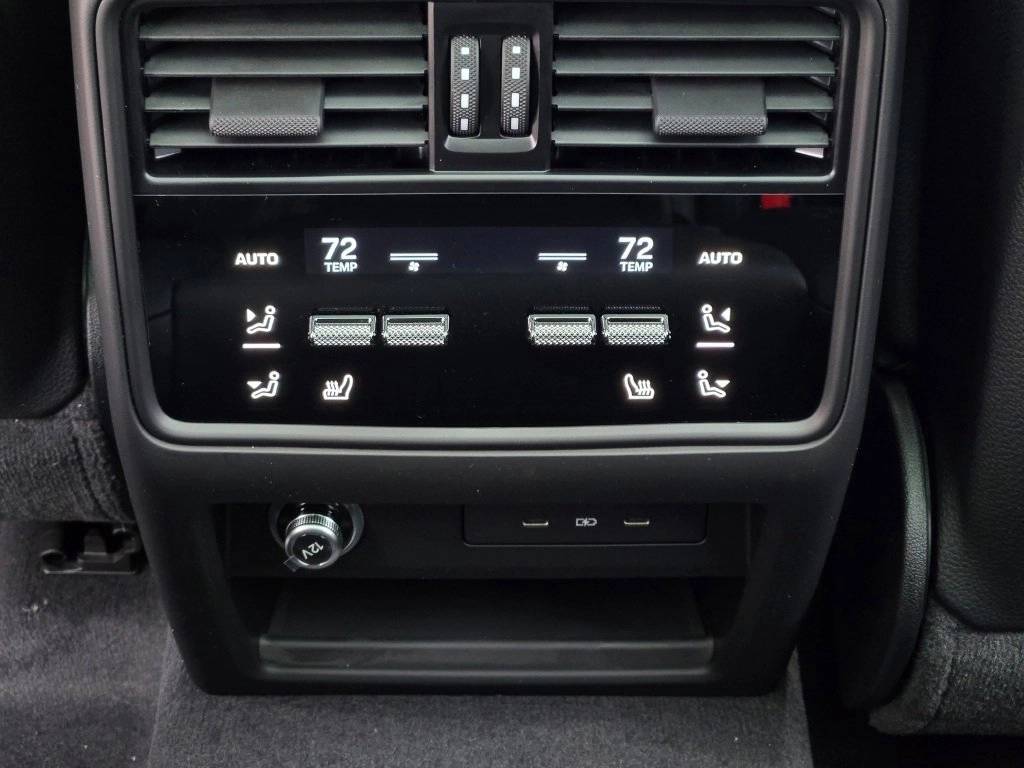 2025 Porsche Cayenne S