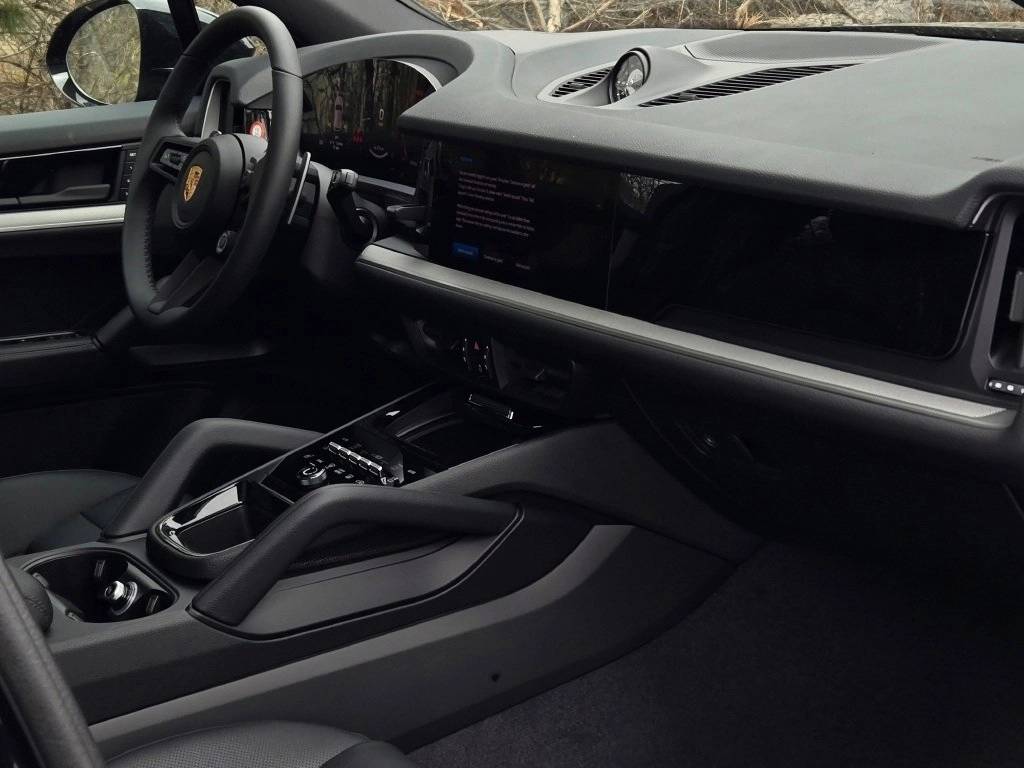 2025 Porsche Cayenne S