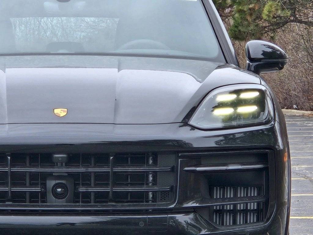 2025 Porsche Cayenne S