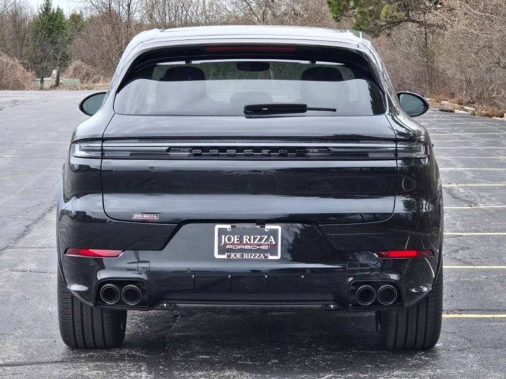 2025 Porsche Cayenne S