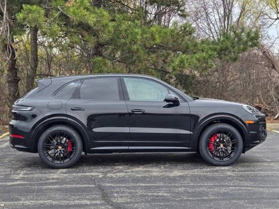 2025 Porsche Cayenne S