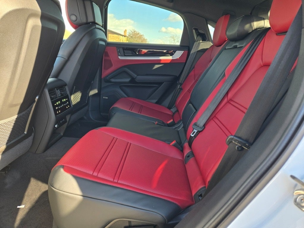 2026 Porsche Cayenne Coupe Base