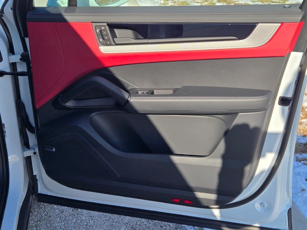 2026 Porsche Cayenne Coupe Base