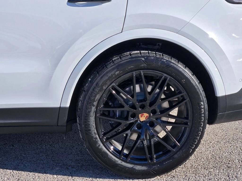 2026 Porsche Cayenne Coupe Base
