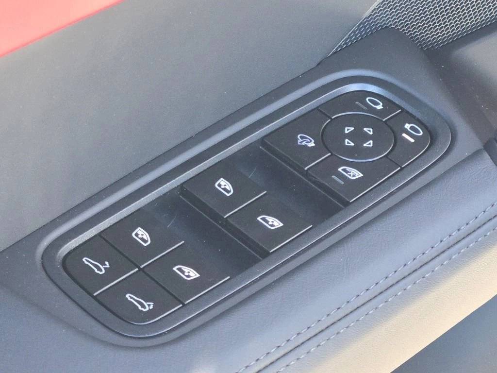 2026 Porsche Cayenne Coupe Base