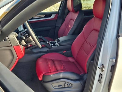 2026 Porsche Cayenne Coupe Base