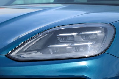 2026 Porsche Cayenne Coupe Base