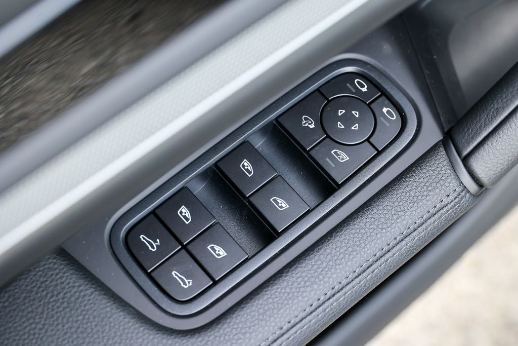 2026 Porsche Cayenne Coupe Base