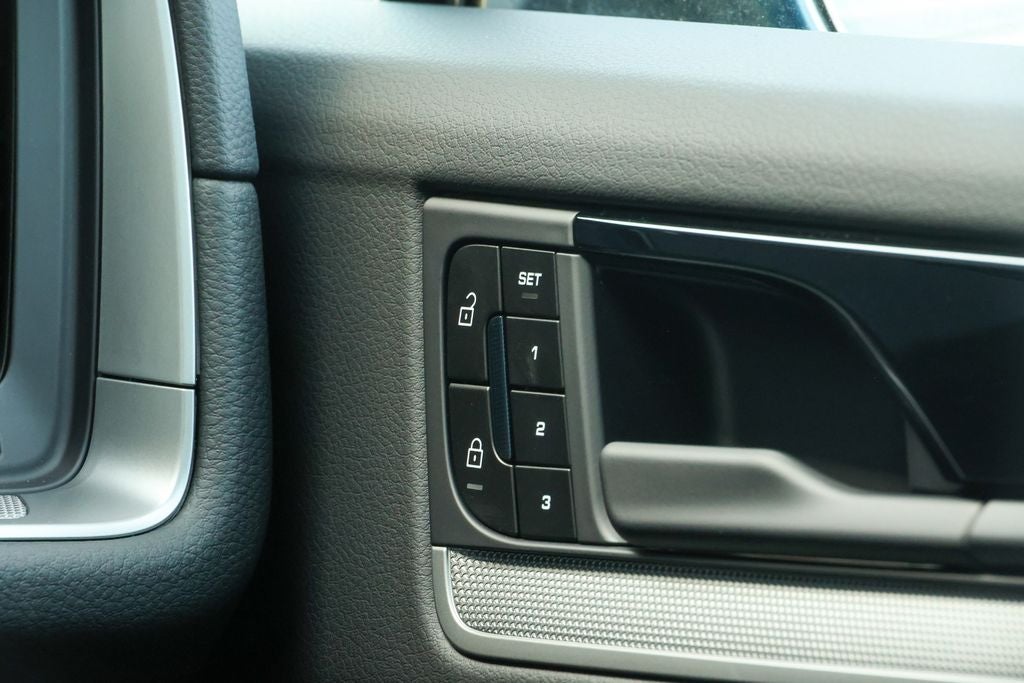 2026 Porsche Cayenne Coupe Base