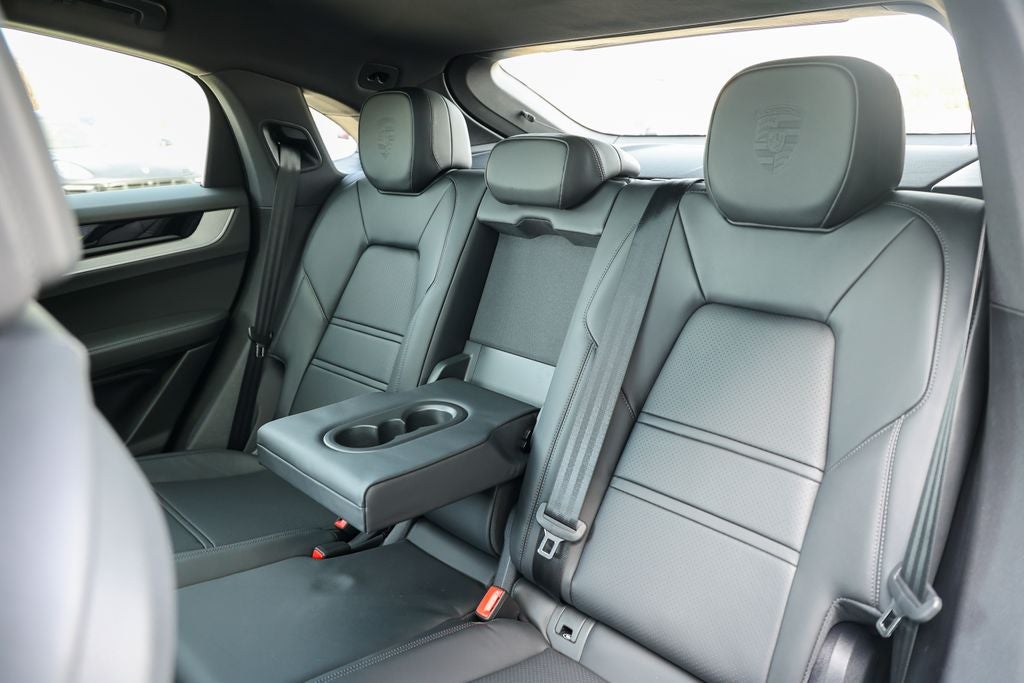 2026 Porsche Cayenne Coupe Base