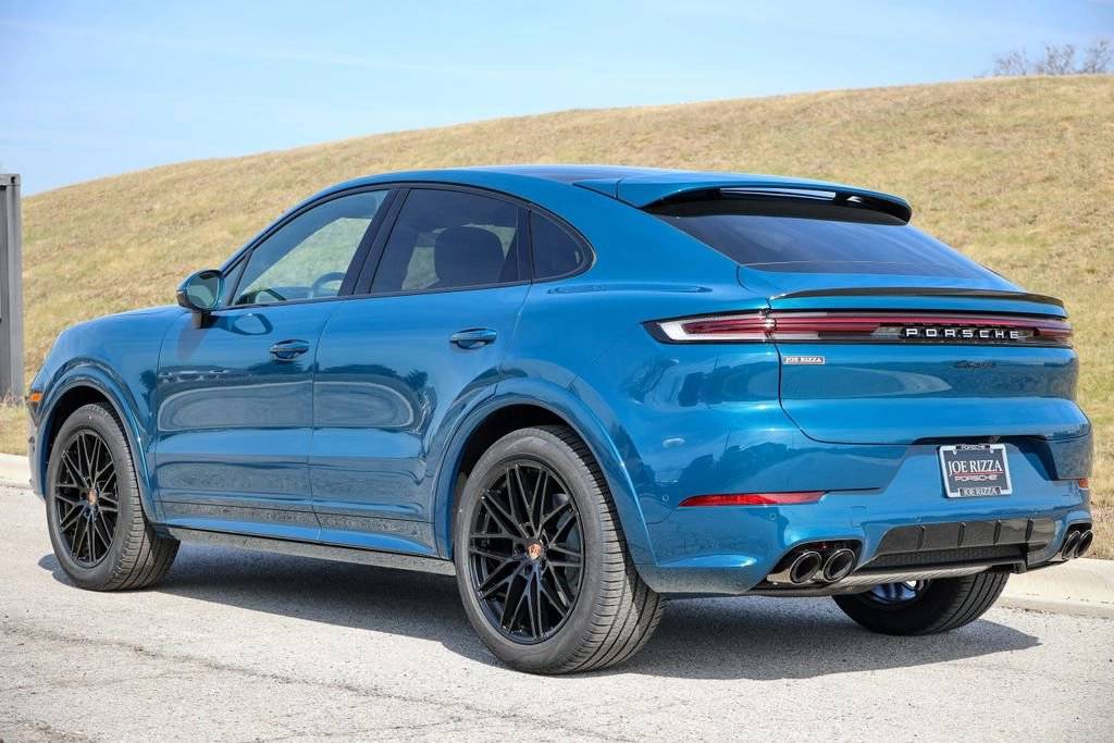 2026 Porsche Cayenne Coupe Base