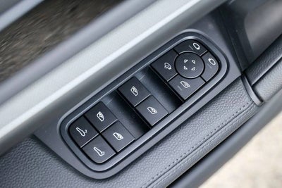 2026 Porsche Cayenne Coupe Base