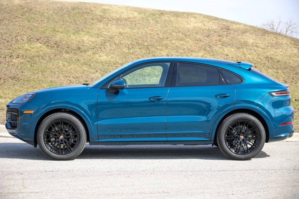 2026 Porsche Cayenne Coupe Base
