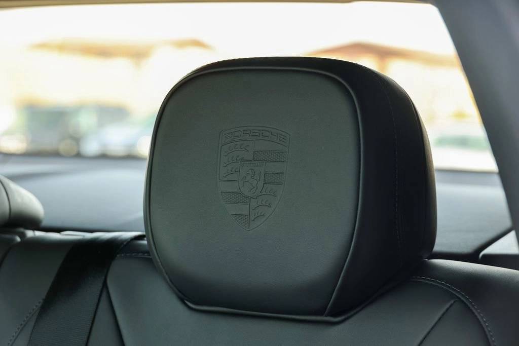 2026 Porsche Cayenne Coupe Base