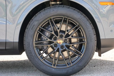 2026 Porsche Cayenne Coupe Base